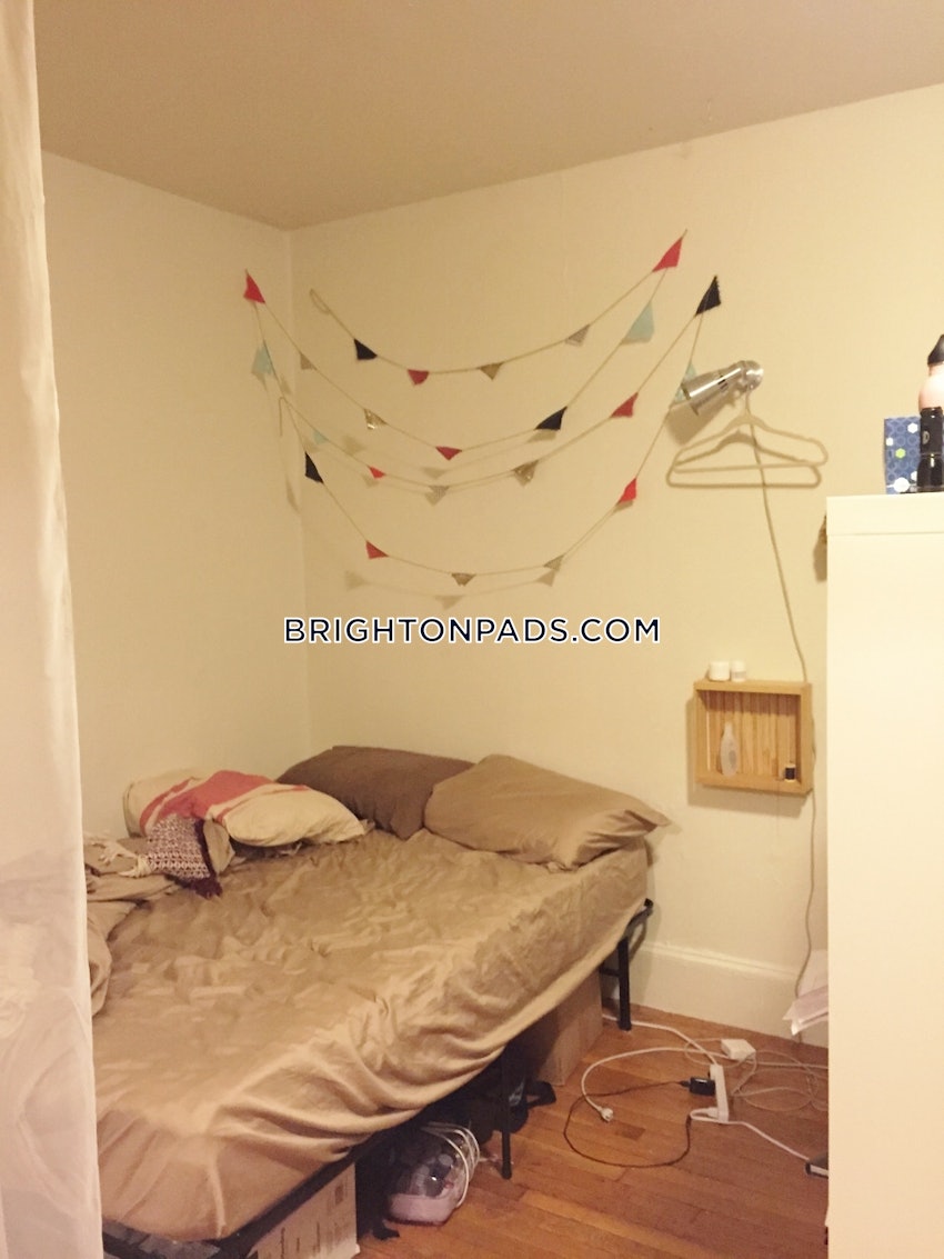 BOSTON - BRIGHTON- WASHINGTON ST./ ALLSTON ST. - Studio , 1 Bath - Image 3