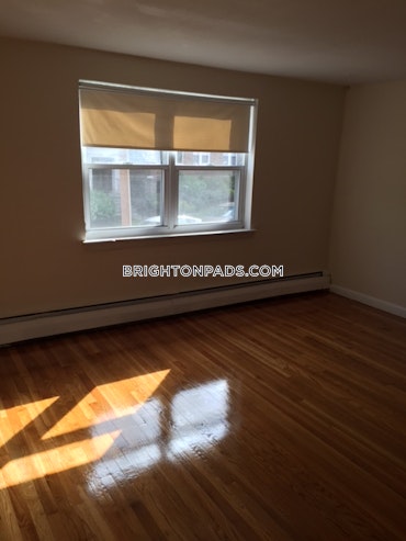 Boston - 1 Beds, 1 Baths