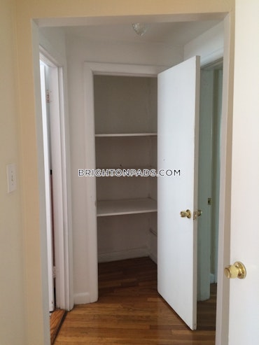 Boston - 1 Beds, 1 Baths