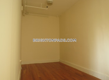 Boston - 2 Beds, 1 Baths