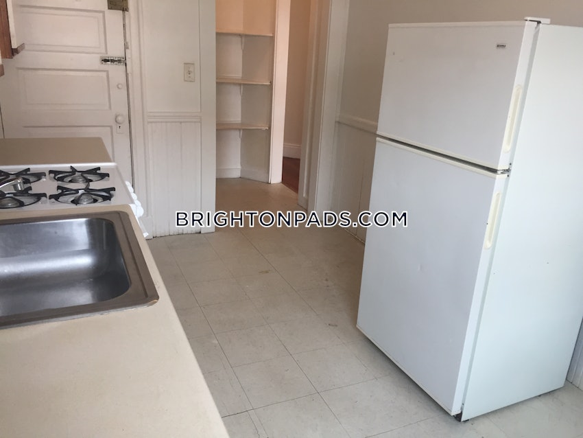 BOSTON - BRIGHTON- WASHINGTON ST./ ALLSTON ST. - 3 Beds, 1 Bath - Image 4