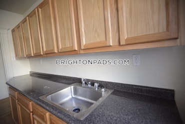 Boston - 1 Beds, 1 Baths