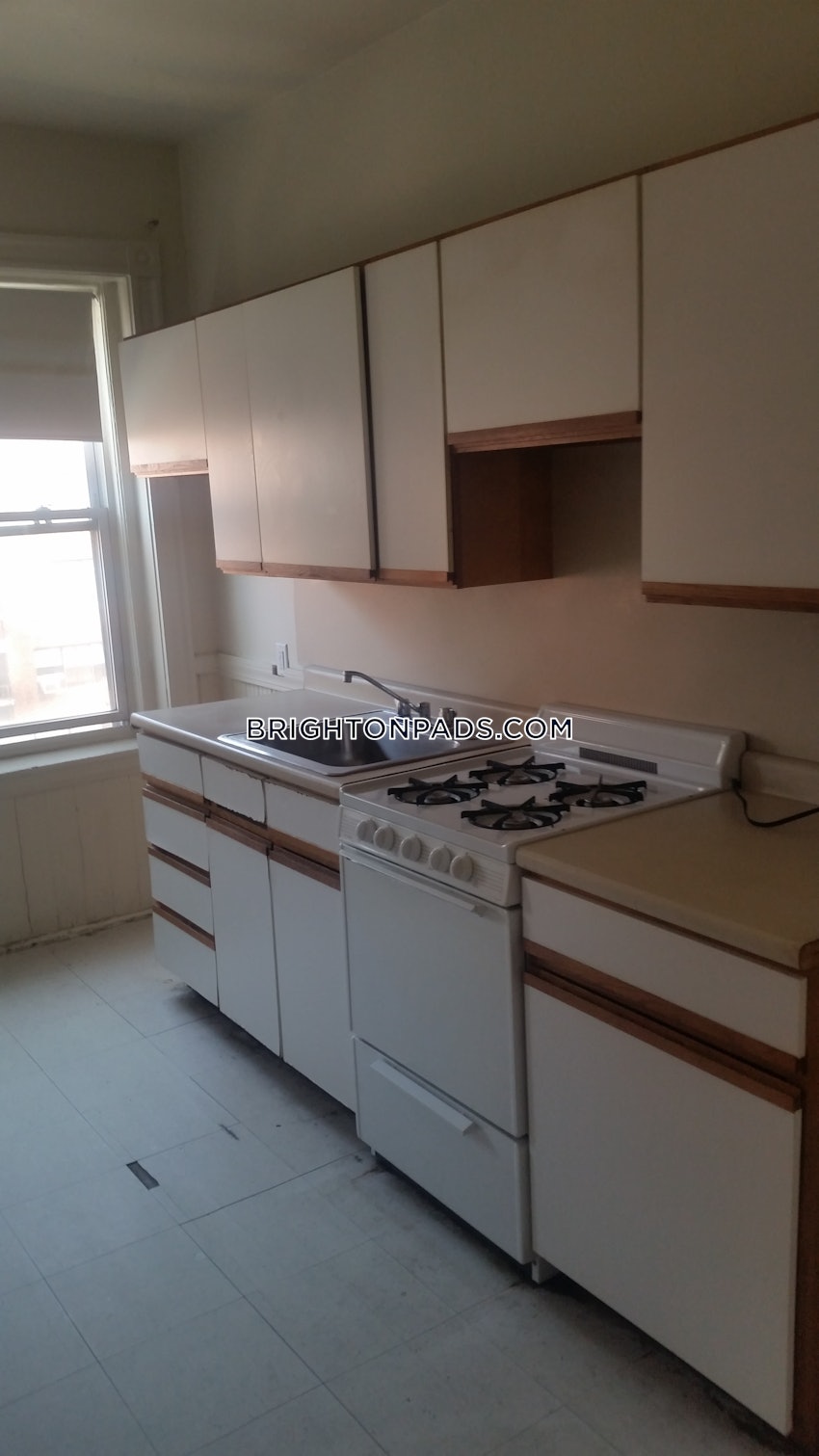 BOSTON - BRIGHTON- WASHINGTON ST./ ALLSTON ST. - 3 Beds, 1 Bath - Image 2