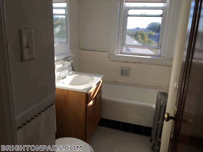 BOSTON - BRIGHTON- WASHINGTON ST./ ALLSTON ST. - Studio , 1 Bath - Image 23