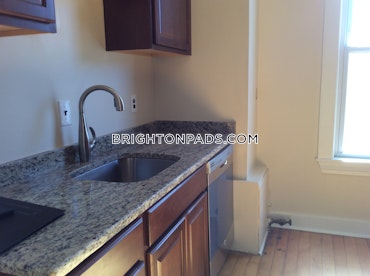 Boston - 2 Beds, 1 Baths