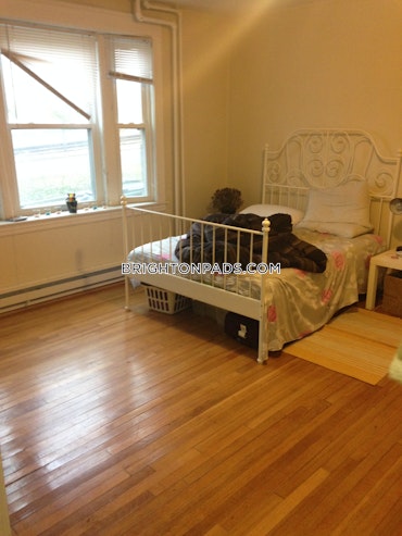 Boston - 0 Beds, 1 Baths