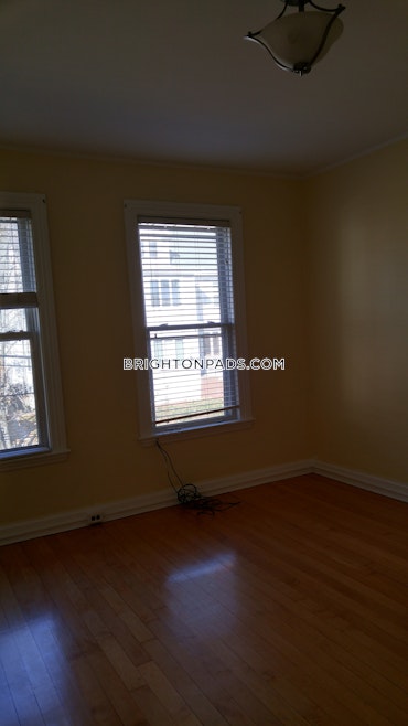 Boston - 2 Beds, 1 Baths