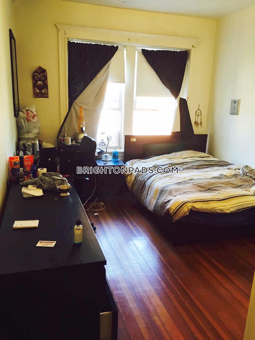 BOSTON - BRIGHTON- WASHINGTON ST./ ALLSTON ST. - 3 Beds, 1 Bath - Image 7