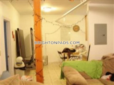 Boston - 3 Beds, 2 Baths