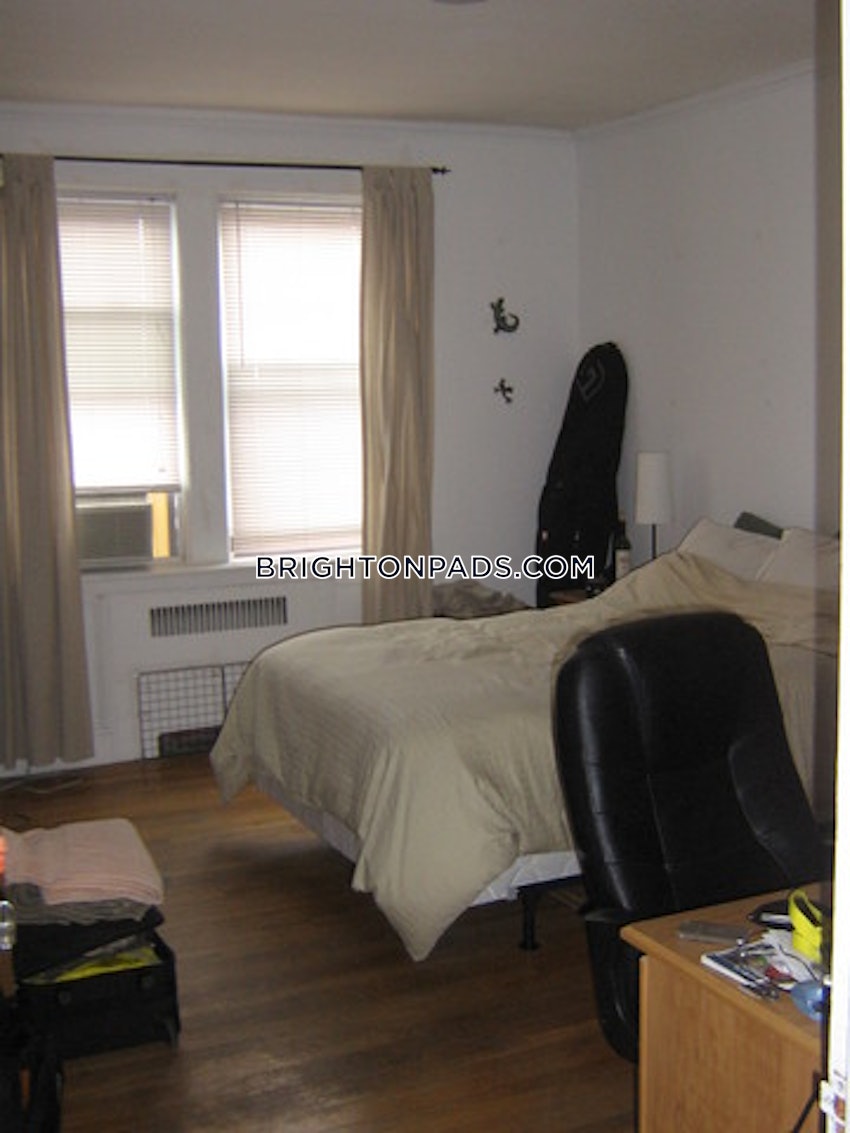 BOSTON - BRIGHTON- WASHINGTON ST./ ALLSTON ST. - 2 Beds, 1 Bath - Image 15