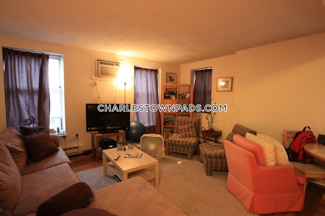 Boston - $2,800+ /mo