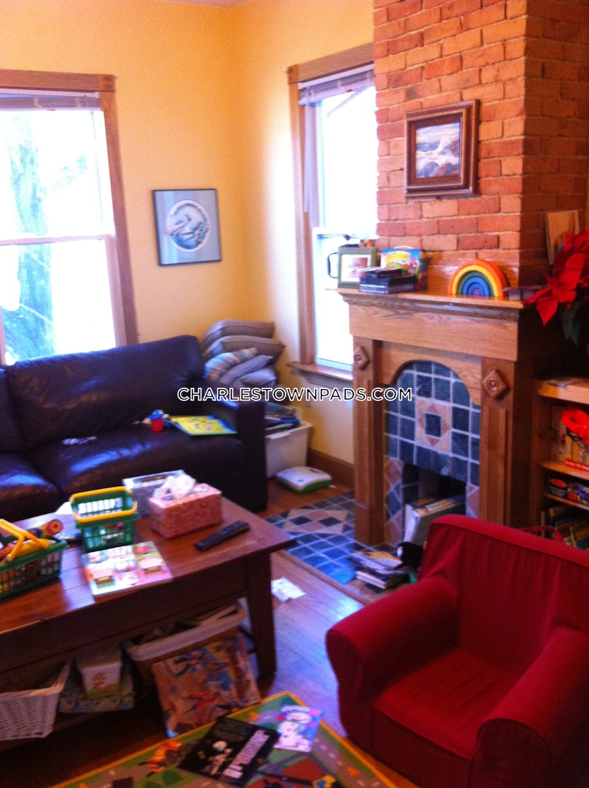 BOSTON - CHARLESTOWN - 3 Beds, 2 Baths - Image 6