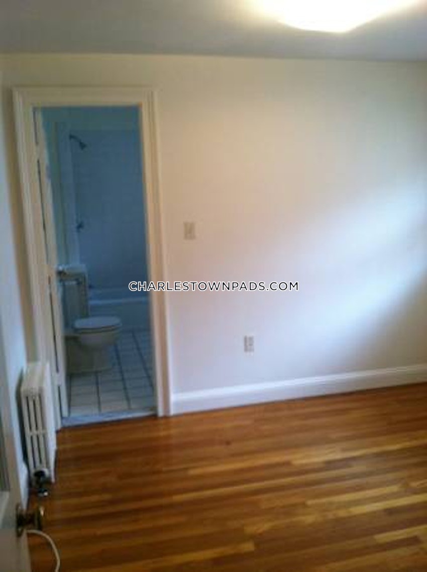 BOSTON - CHARLESTOWN - 1 Bed, 1.5 Baths - Image 7