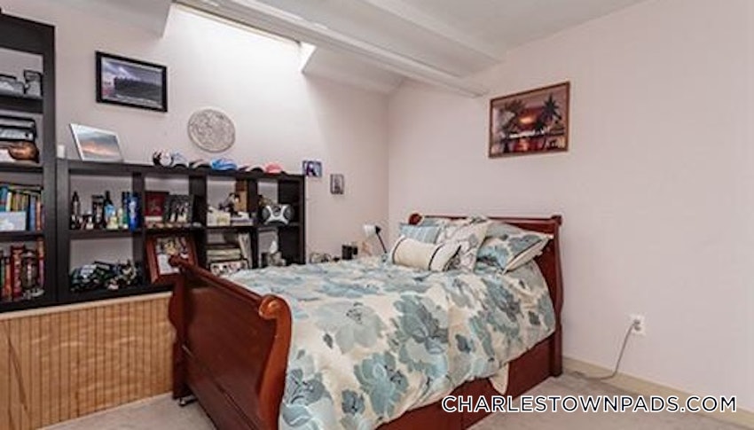 BOSTON - CHARLESTOWN - 2 Beds, 1.5 Baths - Image 3