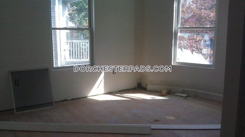 BOSTON - DORCHESTER - BLUE HILL AVENUE - 4 Beds, 2 Baths - Image 17