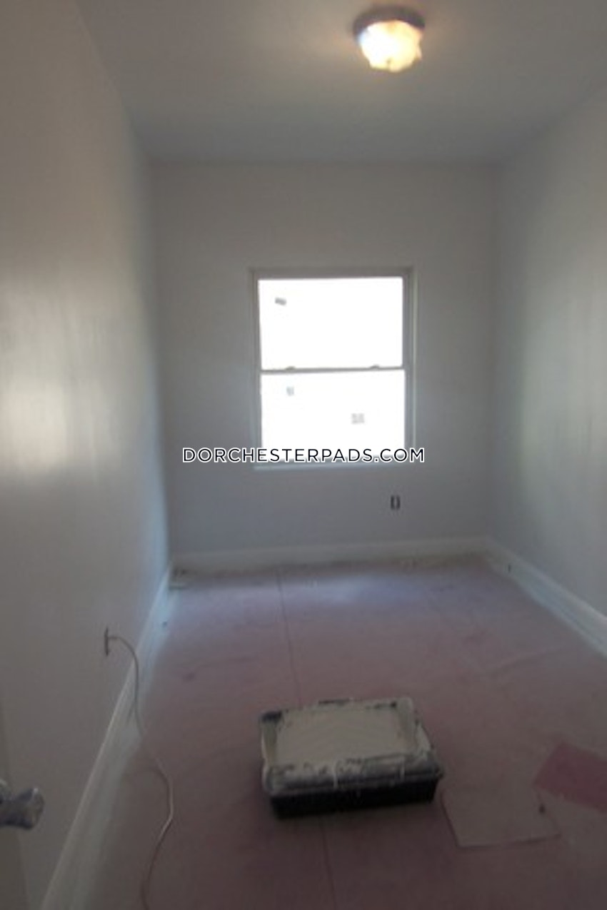 BOSTON - DORCHESTER - BLUE HILL AVENUE - 4 Beds, 2 Baths - Image 16