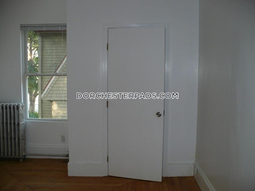 Boston - $3,418+ /month