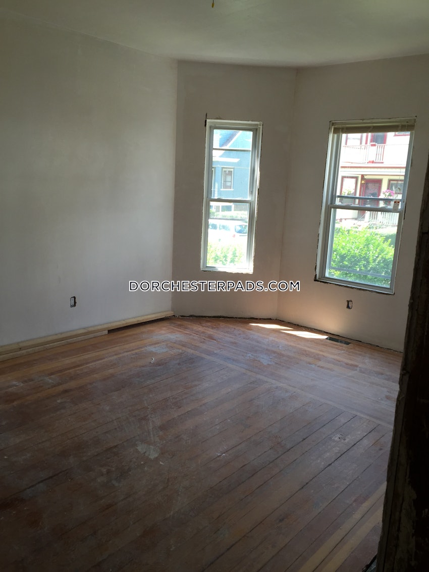 BOSTON - DORCHESTER - FIELDS CORNER - 4 Beds, 1 Bath - Image 11