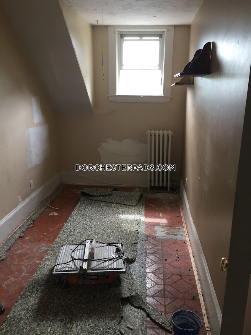 BOSTON - DORCHESTER - FIELDS CORNER - 4 Beds, 1 Bath - Image 9