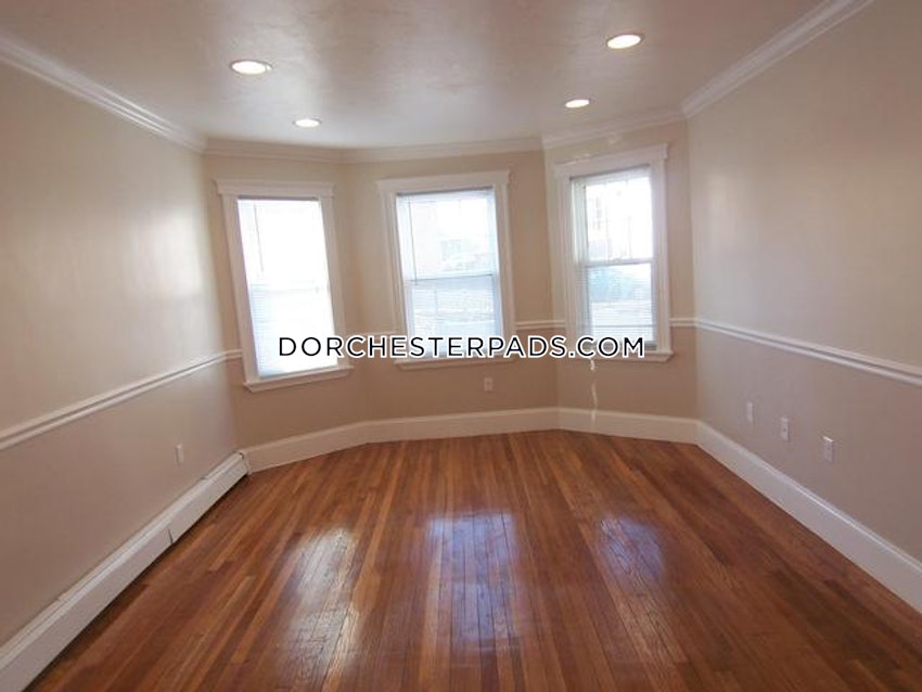 BOSTON - DORCHESTER - LOWER MILLS - 3 Beds, 1 Bath - Image 4