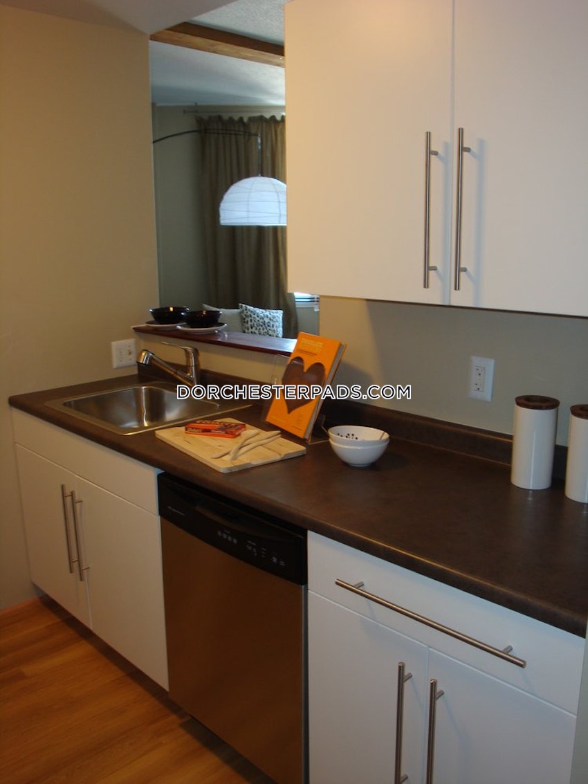 BOSTON - DORCHESTER - LOWER MILLS - 2 Beds, 1 Bath - Image 4