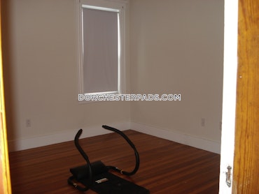 Boston - 4 Beds, 1 Baths