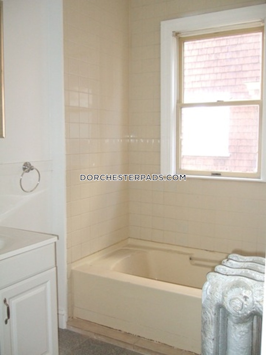 BOSTON - DORCHESTER - UPHAMS CORNER - 3 Beds, 1 Bath - Image 4