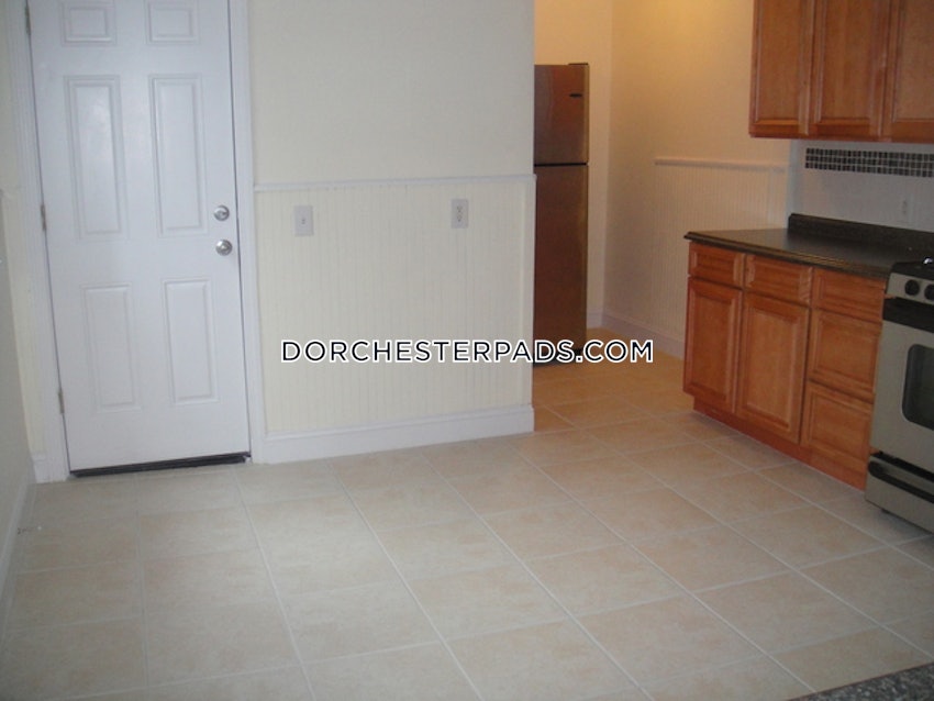 BOSTON - DORCHESTER - SAVIN HILL - 3 Beds, 1 Bath - Image 10