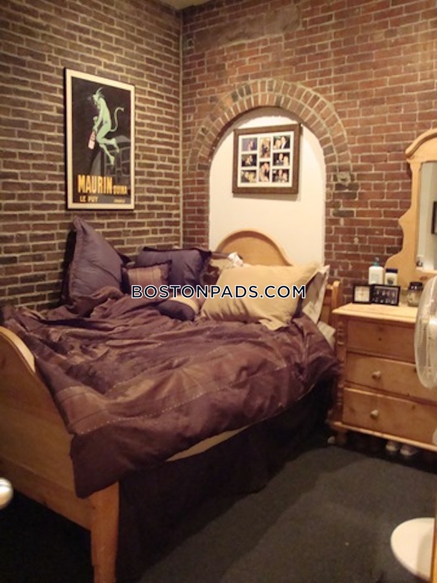 BOSTON - DOWNTOWN - 2 Beds, 1 Bath - Image 6