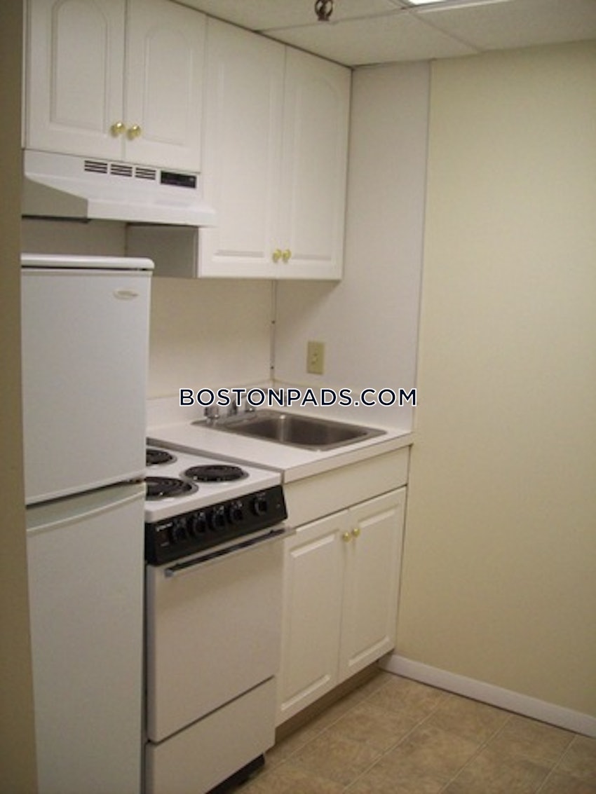 BOSTON - CHINATOWN - 1 Bed, 1 Bath - Image 8