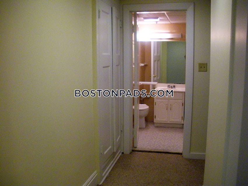 BOSTON - CHINATOWN - 1 Bed, 1 Bath - Image 16