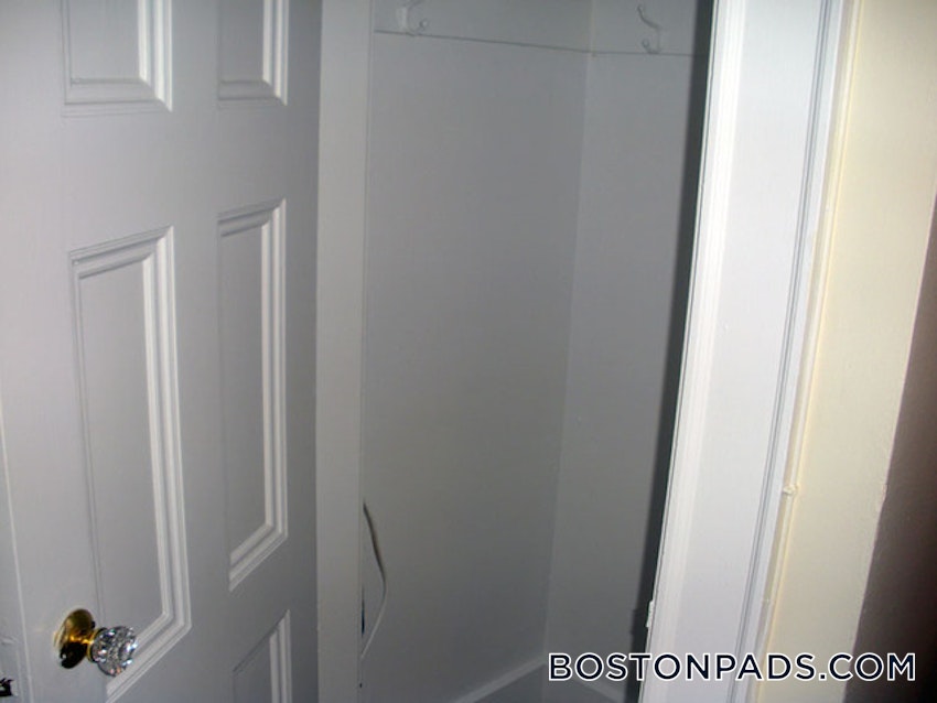 BOSTON - CHINATOWN - 1 Bed, 1 Bath - Image 12