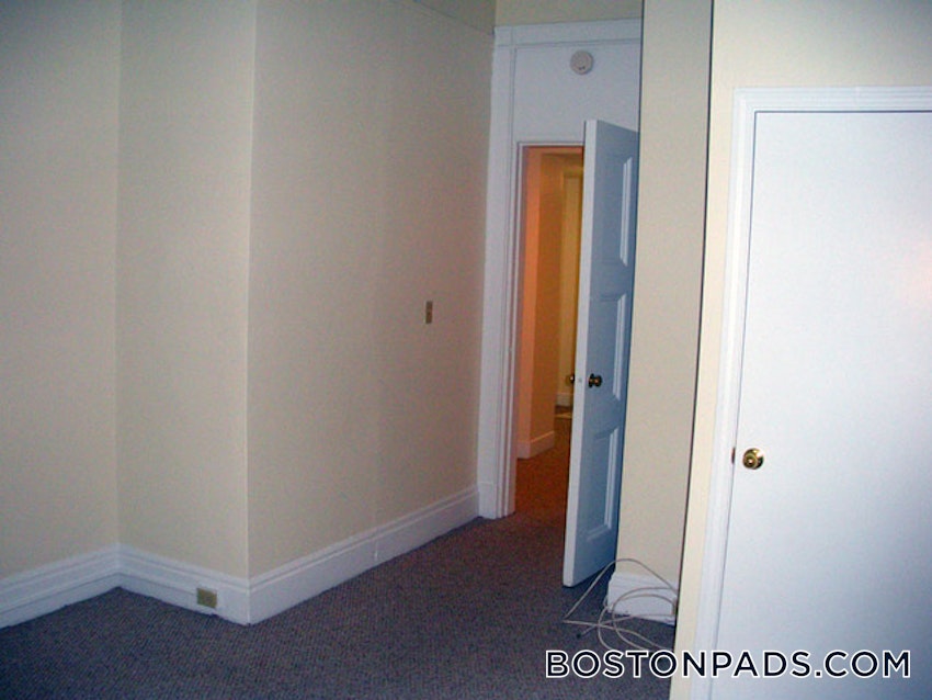 BOSTON - CHINATOWN - 1 Bed, 1 Bath - Image 9