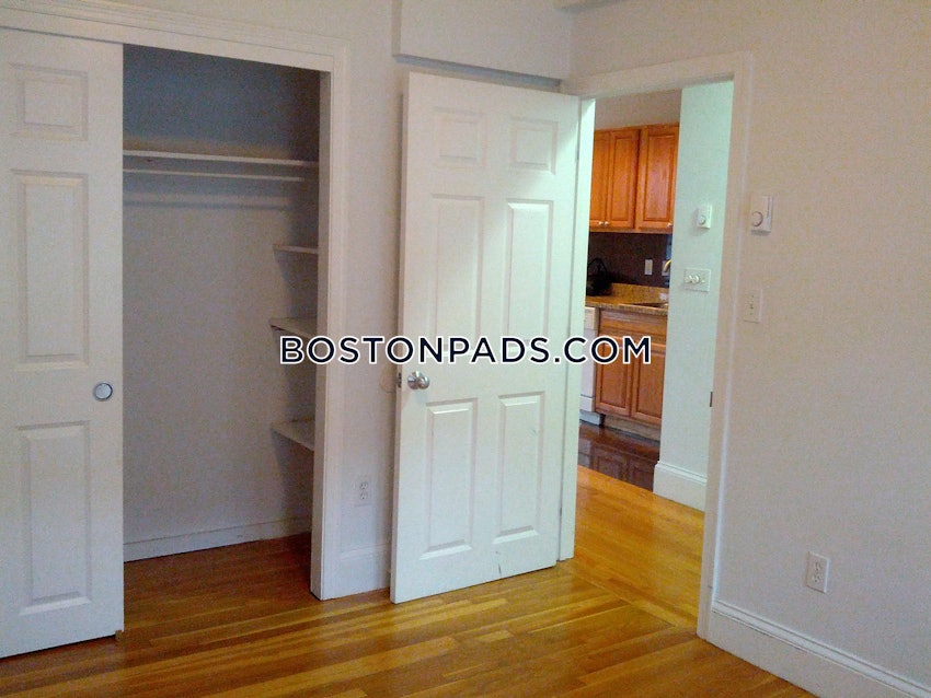 BOSTON - DOWNTOWN - 1 Bed, 1 Bath - Image 10