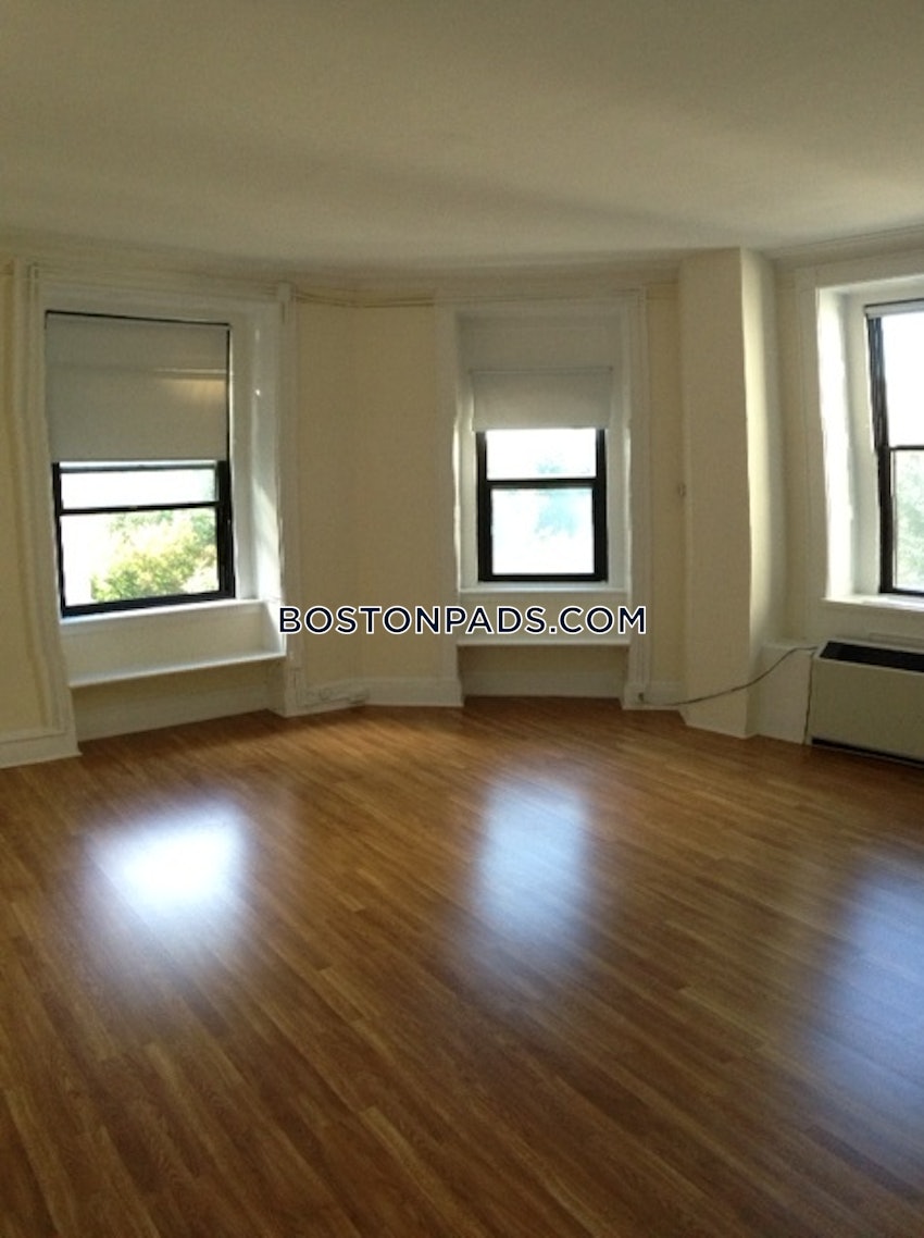 BOSTON - CHINATOWN - 1 Bed, 1 Bath - Image 14