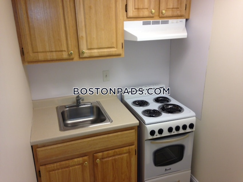 BOSTON - CHINATOWN - 1 Bed, 1 Bath - Image 3