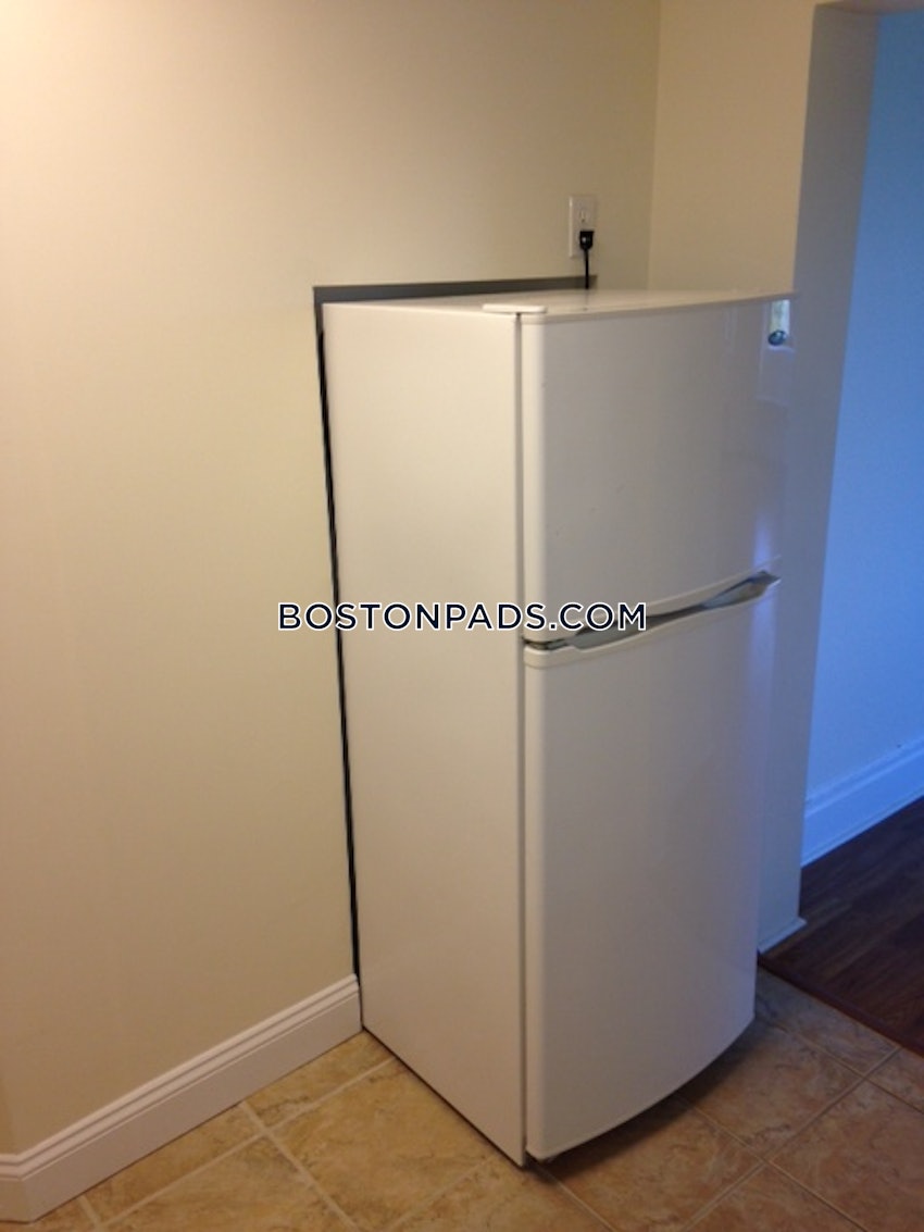 BOSTON - CHINATOWN - 1 Bed, 1 Bath - Image 4