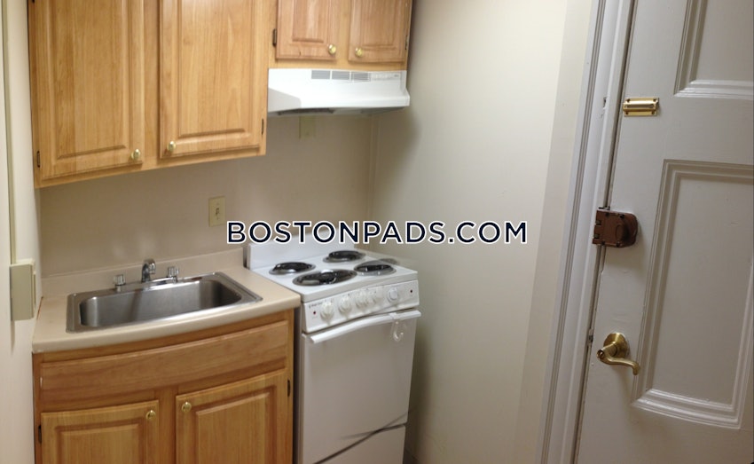 BOSTON - CHINATOWN - 1 Bed, 1 Bath - Image 6