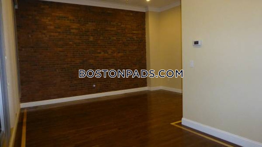 BOSTON - DOWNTOWN - 3 Beds, 2.5 Baths - Image 7