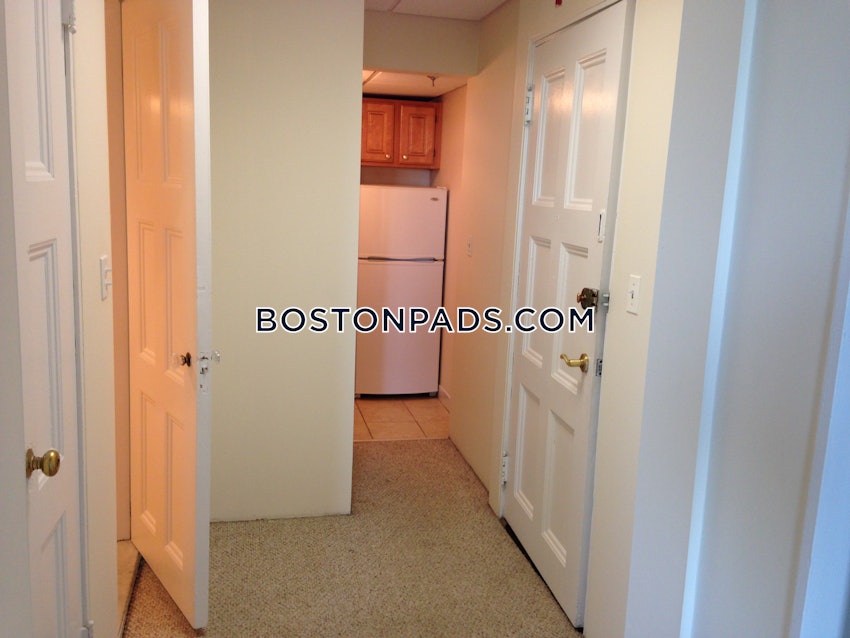 BOSTON - CHINATOWN - 1 Bed, 1 Bath - Image 12