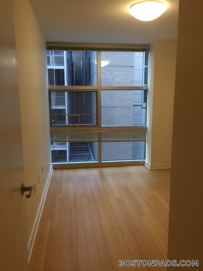 BOSTON - DOWNTOWN - 1 Bed, 1 Bath - Image 2