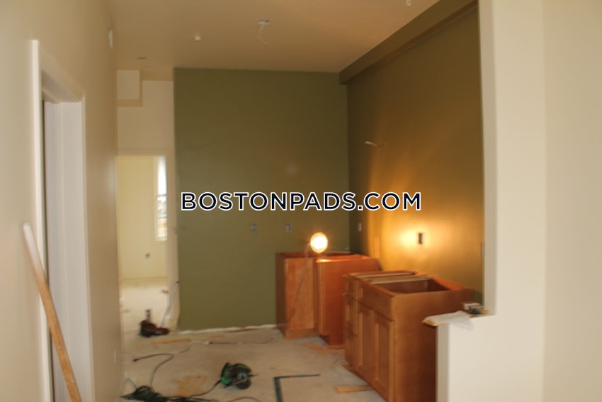 BOSTON - EAST BOSTON - BREMEN ST. PARK/AIRPORT STATION - 2 Beds, 1 Bath - Image 12