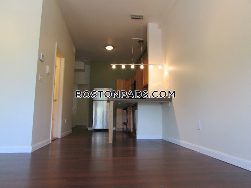 BOSTON - EAST BOSTON - BREMEN ST. PARK/AIRPORT STATION - 2 Beds, 1 Bath - Image 5