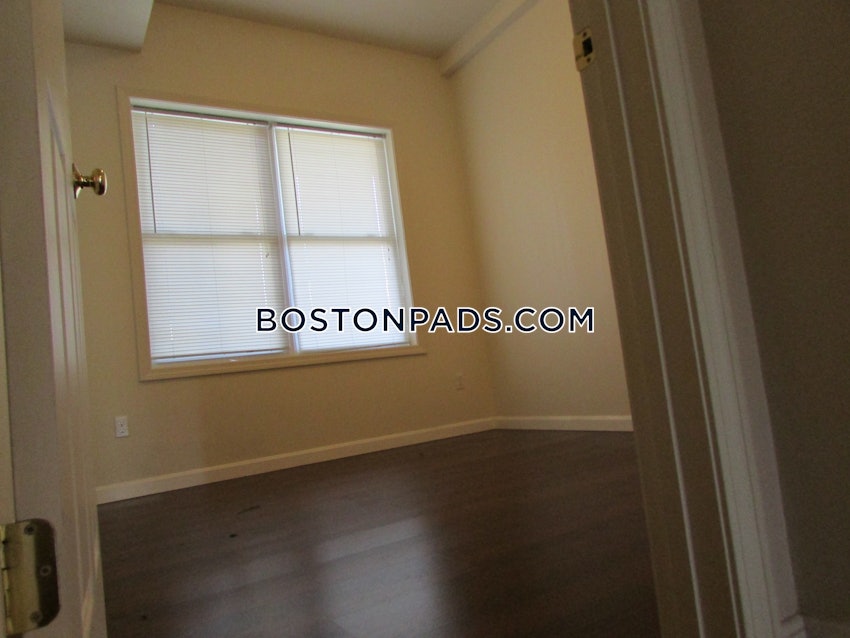 BOSTON - EAST BOSTON - BREMEN ST. PARK/AIRPORT STATION - 2 Beds, 1 Bath - Image 3