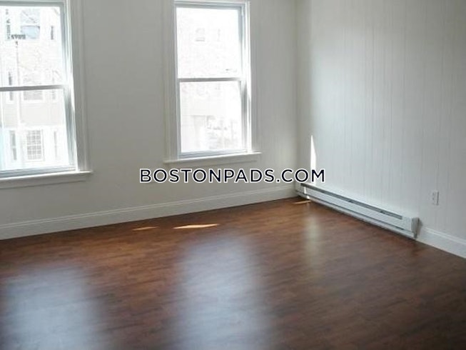 Boston - $2,300+ /mo
