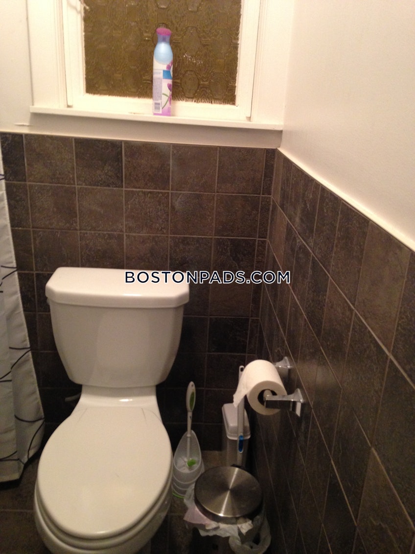 Boston - $2,300+ /month