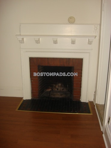 Boston - 2 Beds, 1 Baths