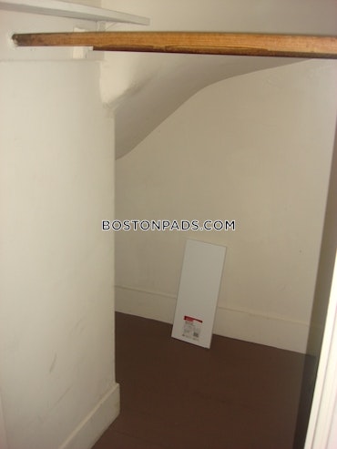 Boston - 2 Beds, 1 Baths