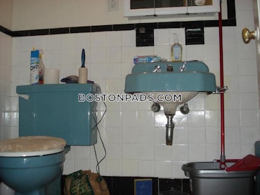 Boston - 2 Beds, 1 Baths