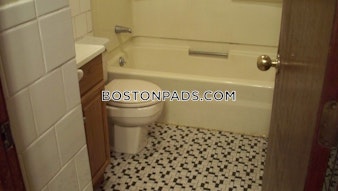 Queensberry St. Boston